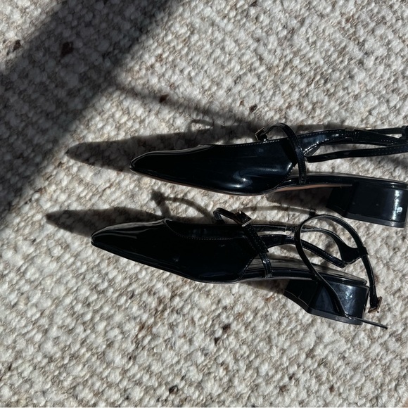 ZARA - Picture 2 of 5